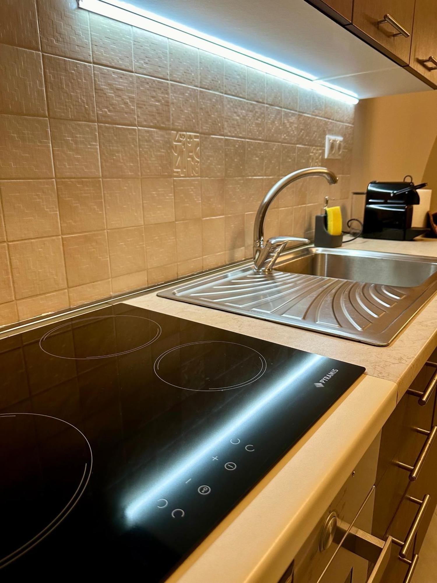 Snappyb Living Spaces Alexandroúpolis Ngoại thất bức ảnh